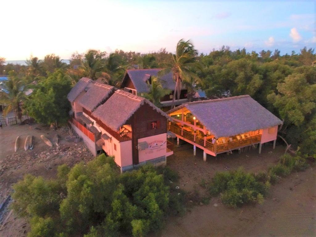 Hotel Trecicogne Morondava Exteriér fotografie